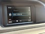 Volvo V40 2.0 T2 Base | All season banden | Airconditioning | Radio CD speler | Elektrische ramen | Automatische verlichting | 16 inch lichtmetalen velgen | Start stop systeem | Snelheidsbegrenzer | Elektrische ramen |