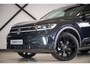 Volkswagen T-Roc R-Line | Panorama | IQ Light | ACC | Camera | 19" | IQ Drive | Stoel/Stuuverw. |
