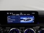 Mercedes-Benz A-klasse 250e Business Solution AMG | Panoramadak | Sfeerverlichting | Achteruitrijcamera | Stoelverwarming |