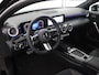 Mercedes-Benz A-klasse 250e Business Solution AMG | Panoramadak | Sfeerverlichting | Achteruitrijcamera | Stoelverwarming |