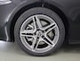 Mercedes-Benz A-klasse 250e Business Solution AMG | Panoramadak | Sfeerverlichting | Achteruitrijcamera | Stoelverwarming |