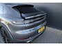 Porsche Cayenne Coupé 3.0 S E-Hybrid Black Edition | Achterasbesturing | Sport Chrono | Alcantara Hemelbekleding |