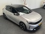 Opel Corsa 1.2 TURBO GS NAVIGATIE VIA APPLE CARPLAY/ANDROID CRUISE CONTROL RIJSTROOKSENSOREN DODEHOEKSENSOREN ACHTERUITRIJCAMERA 17" LICHTMETALEN VELGEN ZEER MOOI !!