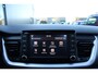 Kia Stonic 1.0 T-GDi DynamicLine Airco/Cruise/Camera/PDC/Carplay/Android/Navi/Bluetooth/RadioDAB.AUX.USB/17LM/Trekhaak/APK1-4-2027