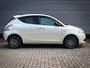 Lancia Ypsilon 0.9 TwinAir Platinum | Clima | Cruise | Half Leer | Panoramadak | Pdc | Lichtmetaal | Allseason |