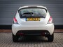 Lancia Ypsilon 0.9 TwinAir Platinum | Clima | Cruise | Half Leer | Panoramadak | Pdc | Lichtmetaal | Allseason |
