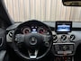 Mercedes-Benz GLA 180 Automaat/Night/Carplay/Pdc