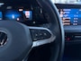Volkswagen Golf 1.5 eTSI Style | Digital Cockpit | LED | Camera | CarPlay | Adaptive Cruise | Navigatie | Stoelverwarming | Climate