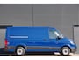 Volkswagen Crafter 35 2.0 TDI L3H2 177PK AUT. 3-ZITS, LED, CAMERA, STANDKACHEL, NAVI, CRUISE, AIRCO, MF STUURWIEL, PARKEERSENSOREN