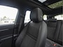 Land Rover Range Rover Evoque P300e AWD R-Dynamic SE | Panoramisch schuif-/kanteldak | Keyless Entry | Touch Pro Duo | Black Exterior Pack