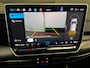 Volkswagen Golf 1.5 150pk eTSI R-Line Edition Dodehoeksensoren | Achteruitrijcamera | Stoelverwarming