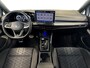 Volkswagen Golf 1.5 150pk eTSI R-Line Edition Dodehoeksensoren | Achteruitrijcamera | Stoelverwarming