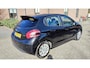 Peugeot 208 1.2 5Drs.,Zwart , Stoelverw. ,D.Riem = vervangen