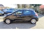 Peugeot 208 1.2 5Drs.,Zwart , Stoelverw. ,D.Riem = vervangen
