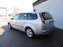 Ford Focus Wagon 1.6-16V Futura