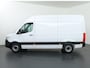 Mercedes-Benz Sprinter 317 CDI | L2 H2 | Aut. | RWD | PRO | BPM VRIJ! | 3500 KG AHW | CARPLAY | ANDROID AUTO | 3-ZITS | CRUISE | CAMERA | AIRCO | SPOORASSISTENT | DODEHOEKDETECTIE |