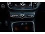 Volvo XC40 2.0 T4 R-Design | Trekhaak | Panoramisch Schuif/Kanteldak | Adaptive Cruise Control | BLIS | Stoel & Stuurverwarming | DAB+ | CarPlay |
