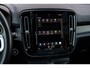 Volvo XC40 2.0 T4 R-Design | Trekhaak | Panoramisch Schuif/Kanteldak | Adaptive Cruise Control | BLIS | Stoel & Stuurverwarming | DAB+ | CarPlay |