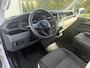 Volkswagen Transporter 2.0 TDI 150 PK / L2H1 / 1e EIG. / ALUCA INRICHTING / TREKHAAK / IMPERIAAL / CRUISE / AIRCO / NAVI
