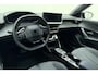 Peugeot 2008 1.2 Hybrid 145 Allure | Climate & Cruise Control | Parkeersensoren voor + achter | AppleCarplay/Android Auto |