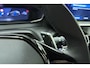 Peugeot 2008 1.2 Hybrid 145 Allure | Climate & Cruise Control | Parkeersensoren voor + achter | AppleCarplay/Android Auto |