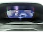 Peugeot 2008 1.2 Hybrid 145 Allure | Climate & Cruise Control | Parkeersensoren voor + achter | AppleCarplay/Android Auto |