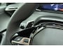 Peugeot 2008 1.2 Hybrid 145 Allure | Climate & Cruise Control | Parkeersensoren voor + achter | AppleCarplay/Android Auto |