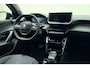 Peugeot 2008 1.2 Hybrid 145 Allure | Climate & Cruise Control | Parkeersensoren voor + achter | AppleCarplay/Android Auto |