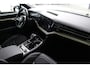Volkswagen Touareg 3.0 TSi eHybrid 4MOTION Elegance Luchtvering | Trekhaak | Nachtzichtassistent | 21" Suzuka velgen | Matrix Led koplampen
