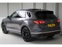 Volkswagen Touareg 3.0 TSi eHybrid 4MOTION Elegance Luchtvering | Trekhaak | Nachtzichtassistent | 21" Suzuka velgen | Matrix Led koplampen
