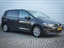 Volkswagen Touran 1.2 TSI Comfortline Edition 7p | Clima | Cruise | Navi | Panoramadak | Stoelverwarming | Trekhaak | Lichtmetaal | Allseason | Pdc | Camera |