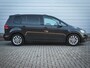 Volkswagen Touran 1.2 TSI Comfortline Edition 7p | Clima | Cruise | Navi | Panoramadak | Stoelverwarming | Trekhaak | Lichtmetaal | Allseason | Pdc | Camera |