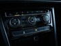 Volkswagen Touran 1.2 TSI Comfortline Edition 7p | Clima | Cruise | Navi | Panoramadak | Stoelverwarming | Trekhaak | Lichtmetaal | Allseason | Pdc | Camera |