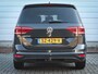 Volkswagen Touran 1.2 TSI Comfortline Edition 7p | Clima | Cruise | Navi | Panoramadak | Stoelverwarming | Trekhaak | Lichtmetaal | Allseason | Pdc | Camera |