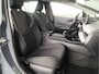 Toyota Prius 220 Plug-in Executive | Panoramadak | Parkeersensoren V+A | Navigatie |