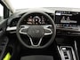 Volkswagen Golf Style Edition 1.5 eHybrid 150 kW / 204 PK Hatchbac | Panorama dak | Wegklapbare Trekhaak | LED Matrix | Stuur & Stoelverwarming | Ergo-active | Travel Assist