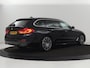 BMW 5-Serie 520i M Sport | Panoramadak | Head-Up | 360 Camera | Leder | Stoelverwarming | Carplay | Sfeerverlichting | Full LED | Park Assist | DAB | Live Cockpit | Sportstoelen | Navigatie | Dodehoek detectie