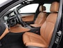 BMW 5-Serie 520i M Sport | Panoramadak | Head-Up | 360 Camera | Leder | Stoelverwarming | Carplay | Sfeerverlichting | Full LED | Park Assist | DAB | Live Cockpit | Sportstoelen | Navigatie | Dodehoek detectie