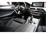 BMW 5-Serie Touring 520i High Executive M-SPORT | 20inch | Electrische sportzetels | Volledig onderhouden |