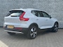 Volvo XC40 2.0 T4 Momentum Pro | Trekhaak | Panoramadak | Lichtmetalen Velgen 19 inch | Keyless Entry | Elektrische Achterklep | Stoelverwarming | Parkeerverwarming | Navigatie