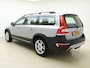 Volvo XC70 T5 245pk Automaat Nordic+ / Schuif-/kanteldak / Adapt. Cruise / BLIS / Elektr. Stoelen / Xenon / Keyless / Leder / Stoelverwarming / Afn. Trekhaak /