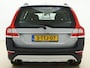 Volvo XC70 T5 245pk Automaat Nordic+ / Schuif-/kanteldak / Adapt. Cruise / BLIS / Elektr. Stoelen / Xenon / Keyless / Leder / Stoelverwarming / Afn. Trekhaak /