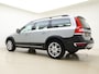 Volvo XC70 T5 245pk Automaat Nordic+ / Schuif-/kanteldak / Adapt. Cruise / BLIS / Elektr. Stoelen / Xenon / Keyless / Leder / Stoelverwarming / Afn. Trekhaak /
