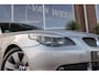 BMW 5-Serie 520i | NL auto | Cruise control | HiFi audio | 18 inch | Trekhaak afneembaar | Regensensor | iDrive | Parkeersensoren | Automatische lichtschakelaar