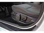 BMW 5-Serie 520i | NL auto | Cruise control | HiFi audio | 18 inch | Trekhaak afneembaar | Regensensor | iDrive | Parkeersensoren | Automatische lichtschakelaar