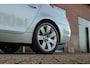 BMW 5-Serie 520i | NL auto | Cruise control | HiFi audio | 18 inch | Trekhaak afneembaar | Regensensor | iDrive | Parkeersensoren | Automatische lichtschakelaar
