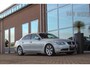 BMW 5-Serie 520i | NL auto | Cruise control | HiFi audio | 18 inch | Trekhaak afneembaar | Regensensor | iDrive | Parkeersensoren | Automatische lichtschakelaar