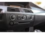 BMW 5-Serie 520i | NL auto | Cruise control | HiFi audio | 18 inch | Trekhaak afneembaar | Regensensor | iDrive | Parkeersensoren | Automatische lichtschakelaar