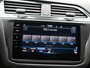 Volkswagen Tiguan 1.4 TSI eHybrid Elegance Automaat - Panoramisch schuif-kanteldak - LED - Navigatie - Trekhaak - 360 Camera
