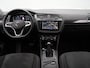 Volkswagen Tiguan 1.4 TSI eHybrid Elegance Automaat - Panoramisch schuif-kanteldak - LED - Navigatie - Trekhaak - 360 Camera